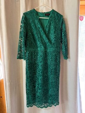 Thalia Sodi Emerald Green Lace Wrap-Front Midi Dress